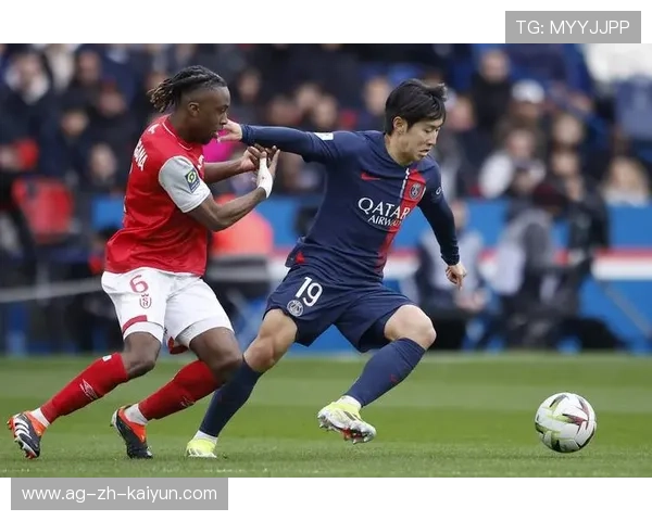 巴黎圣日耳曼中路直传形成杀机